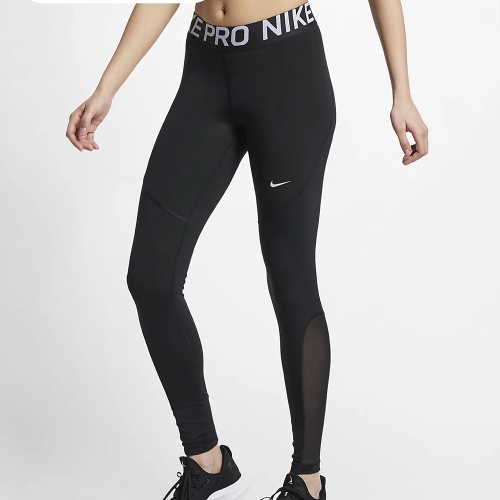 Nike Women’s Pro Tight